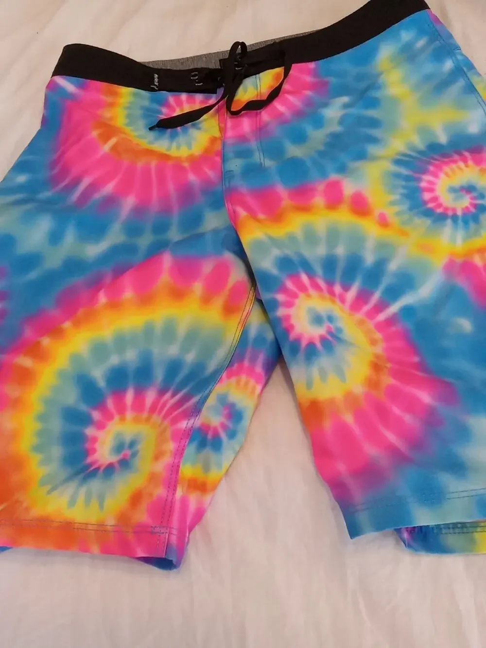 Boy's Youth Hurley Size 16 Board Shorts Swim NWOT